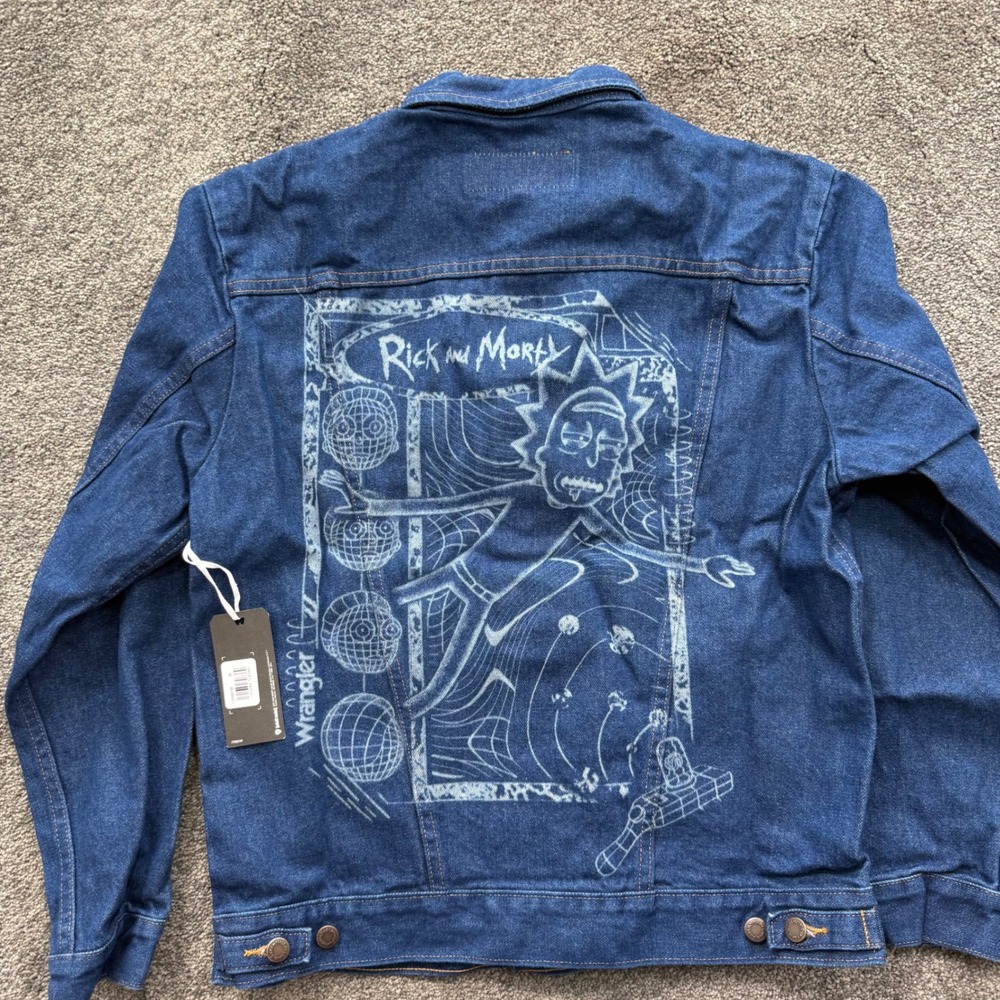 Wrangler Rick and Morty Denim Jacket Blue Graphic Western Trucker 112320133 M